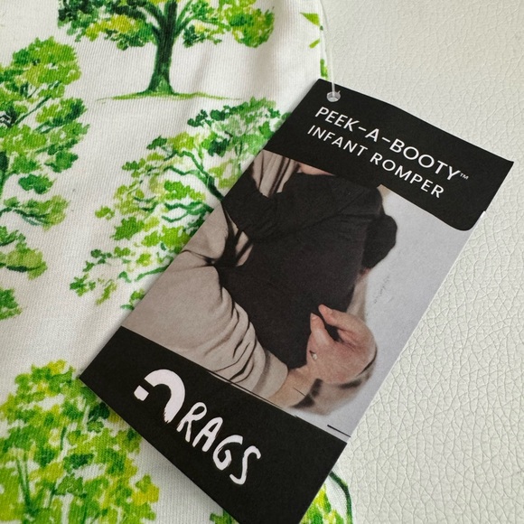 NWT Rags tree 🌲 print - Picture 3 of 9